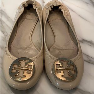 Tory a Burch flats